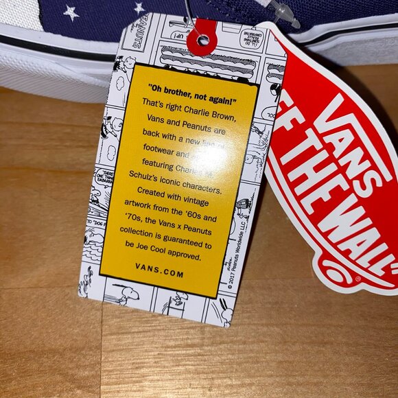 Vans Snoopy Peanuts Charlie Brown Christmas Slip on Sneakers, New with Tags - Picture 7 of 12